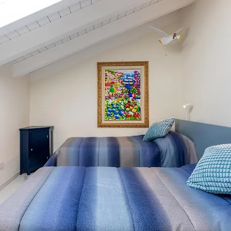 Luxury Penthouse For 6 Guests, Free Parking 公寓
