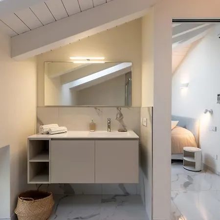 Luxury Penthouse For 6 Guests, Free Parking 公寓